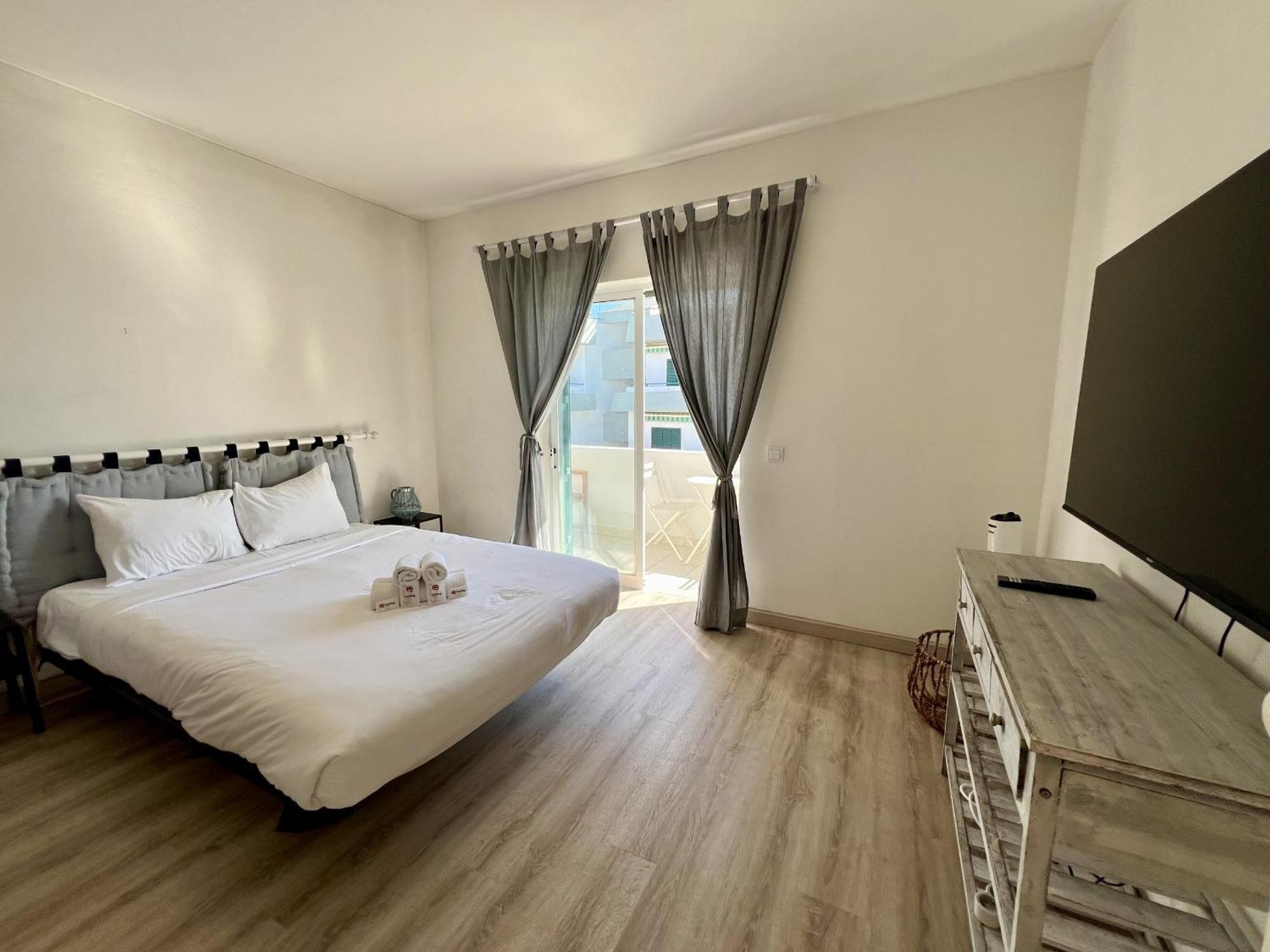 Albufeira Delight With Pool By Homing Apartment Guia  Exterior photo